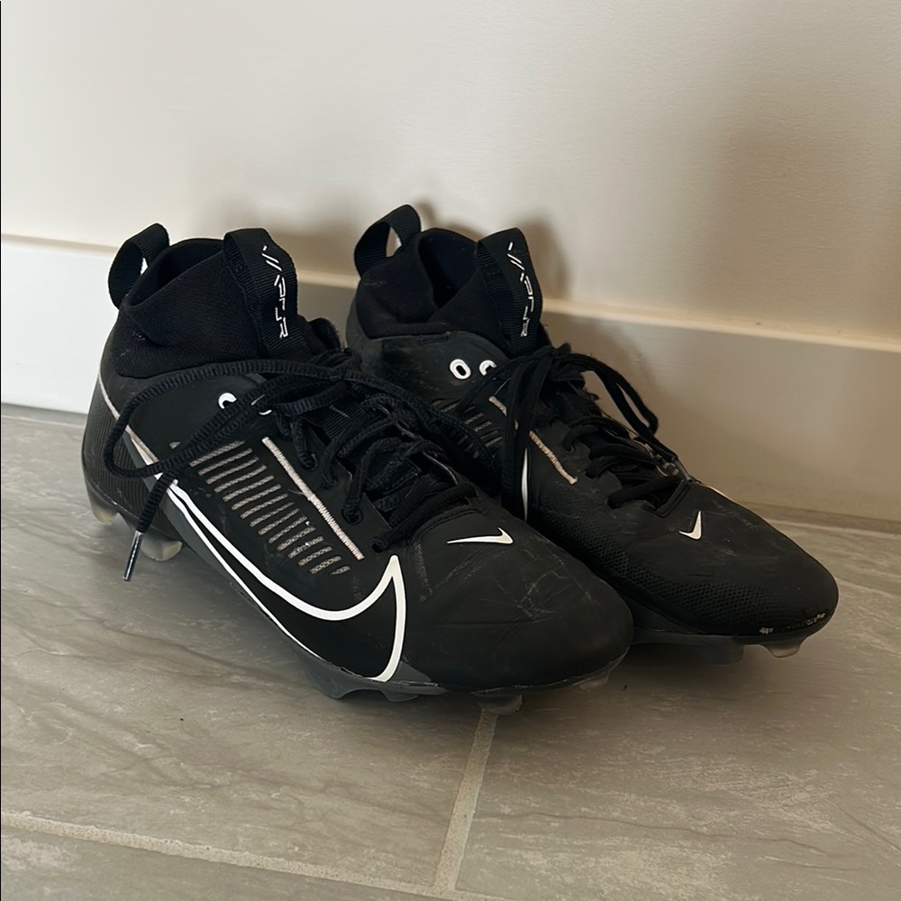 Men’s Nike Vapor football cleats